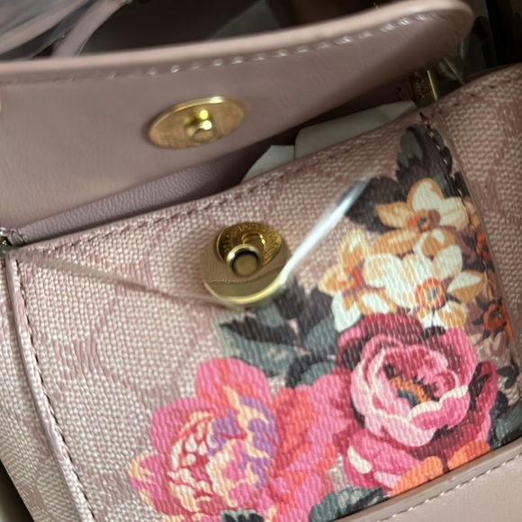 🆕 STEVE MADDEN Micro Flower Floral Top Handle Crossbody Purse Bag BLUSH PINK - Picture 5 of 11